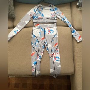 Two piece crop stretchy set